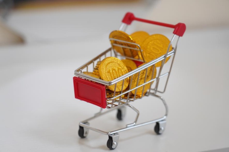 2024年9月，深圳品佳饭店（化名）再度被某供货商行起诉至法院。为什么说再次呢？故事还要从十多年前讲起。