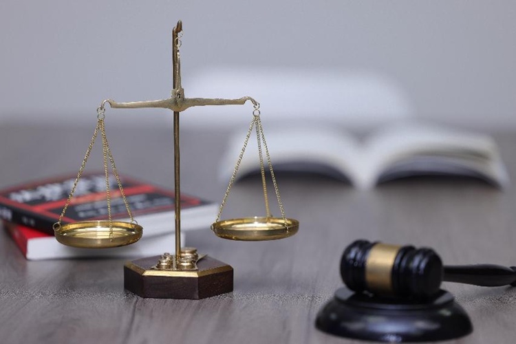 冠领律师代理广东佛山掩隐罪案,依法助嫌疑人获得释放 冠领律师代理广东佛山掩隐罪案,依法助嫌疑人获得释放