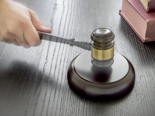 同母异父姐弟产生继承纠纷,冠领律师代理弟弟上诉改写拆迁款争夺结局-2 同母异父姐弟产生继承纠纷,冠领律师代理弟弟上诉改写拆迁款争夺结局-2