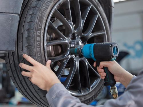 冠领律师代理北京朝阳合同纠纷案限期向代理人支付修理费和误工费11.85万元-1