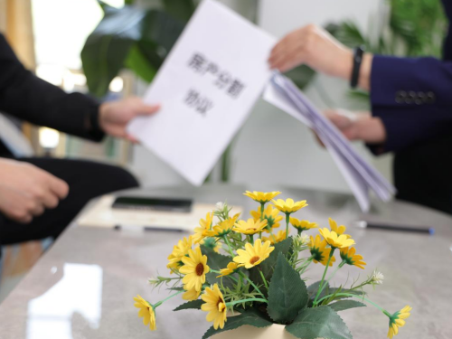 北京三姐妹为遗产对簿公堂，冠领律师助小妹实现公平分割-1