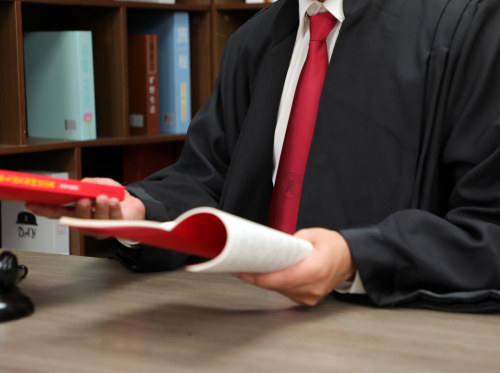 男子被借名贷款转贷起纠纷，冠领律师巧取证据助委托人全额回款-2